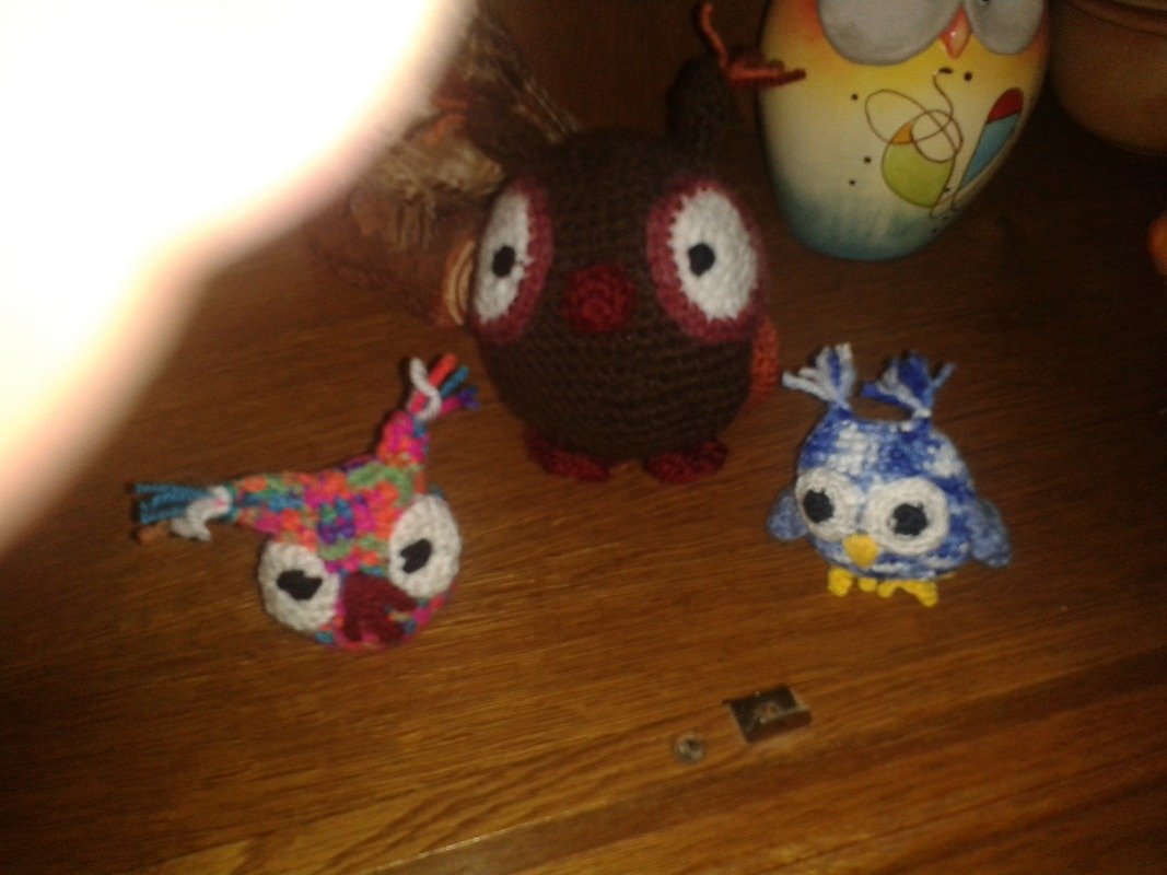 Eulen häkeln - Schlüsselanhänger Häkelanleitung - Verliebte frühlings Eule