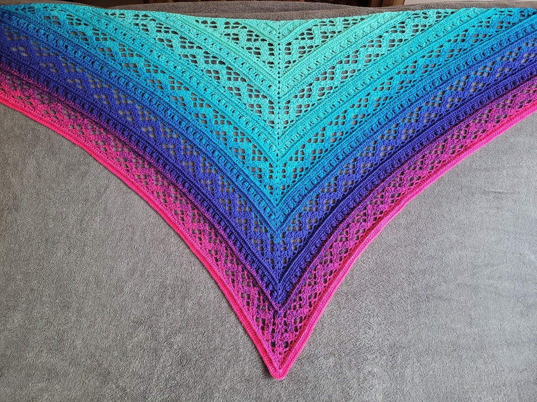 Crochet Pattern Triangular Scarf &quot;Aglaia&quot;
