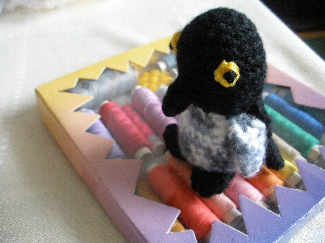 Mini Black Pinguin - Anhänger FreE-Book