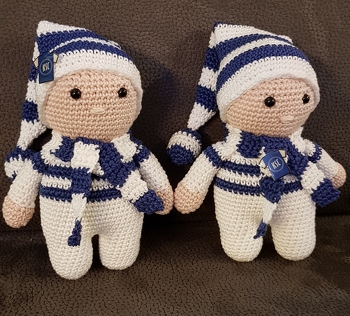 Hier sind die beiden KSC FAN-Püppchen.