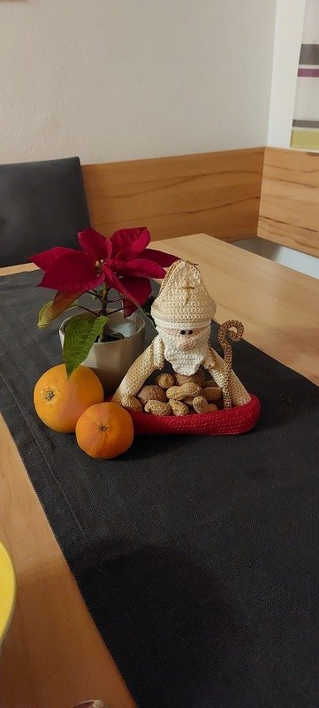 Häkelanleitung Krampus und Nikolaus