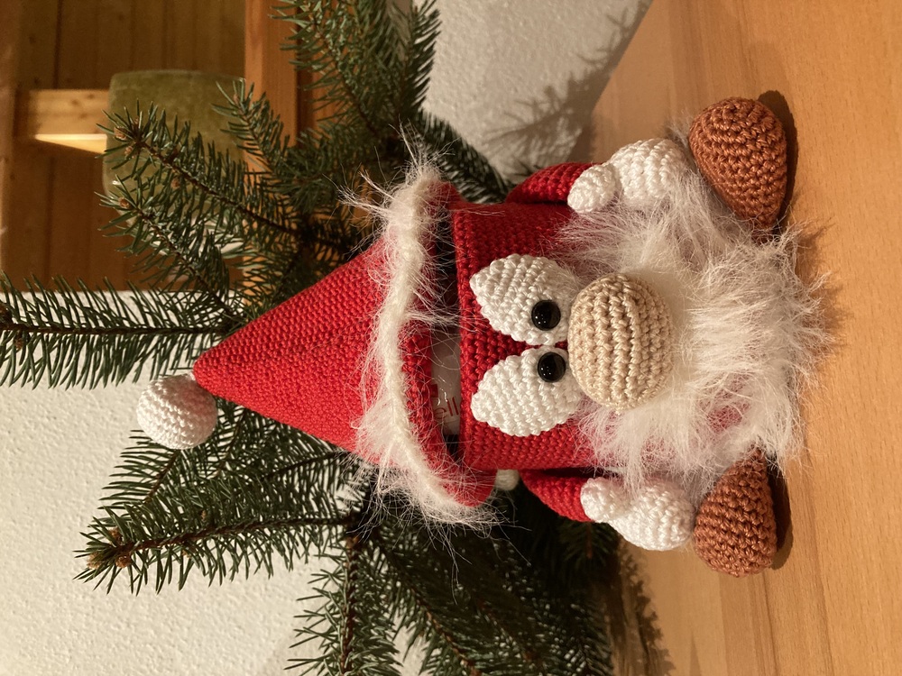 Santa Claus gift box - Crochet Pattern from Diana´s kleiner Häkelshop