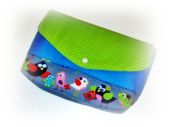 Hier noch die Frontansicht meiner neuen Büchertasche!