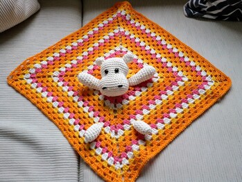 Super Anleitung! Als Geschenk sehr gut angekommen und wie ich finde, auch in dieser Farbkombination sehr schön geworden.