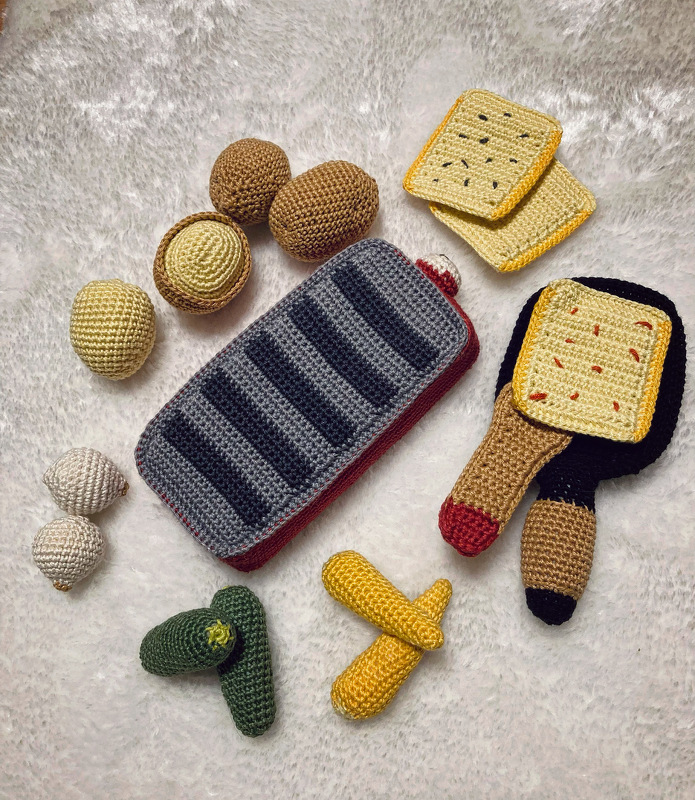 Häkelanleitung "Schweizer Raclette-Set" / super für Wollreste