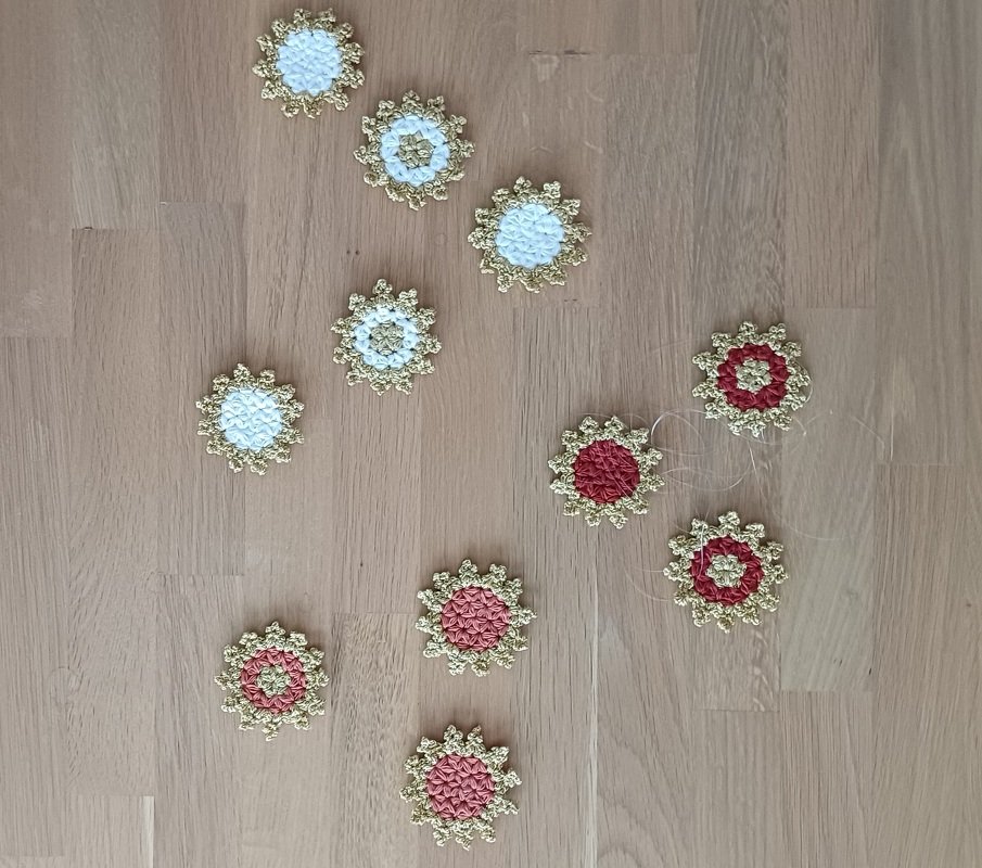 Schneeflocke "Lumina" in 2 Größen - Häkelanleitung