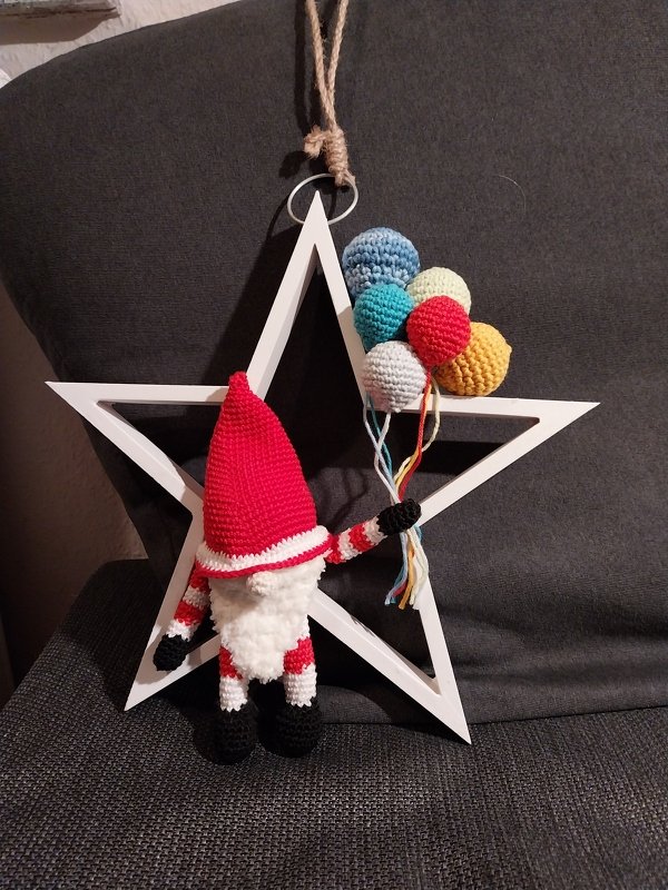 Ballon Weihnachstwichtel H&auml;kelanleitung deutsch und englisch