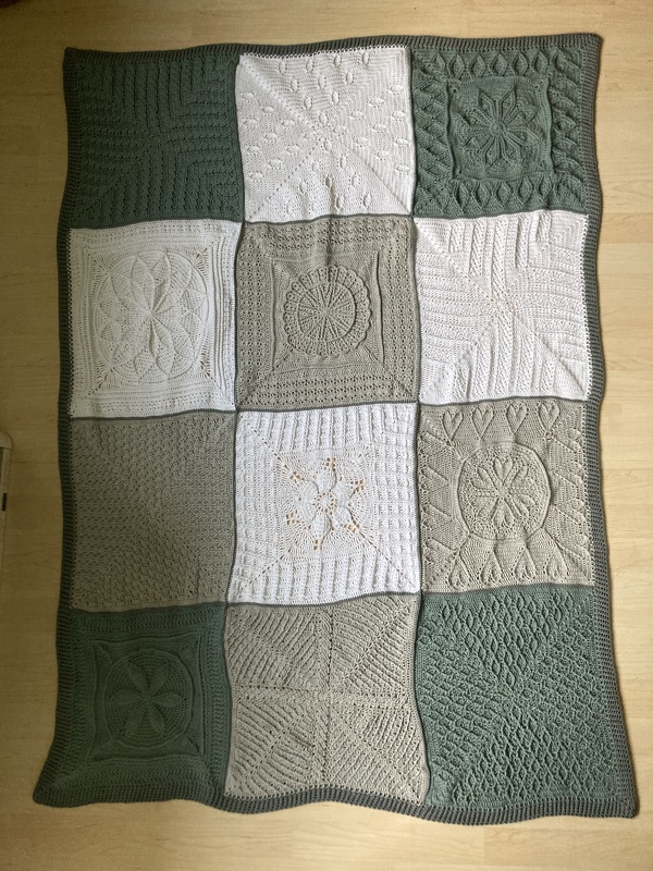 Granny und Mandala Decke Marah