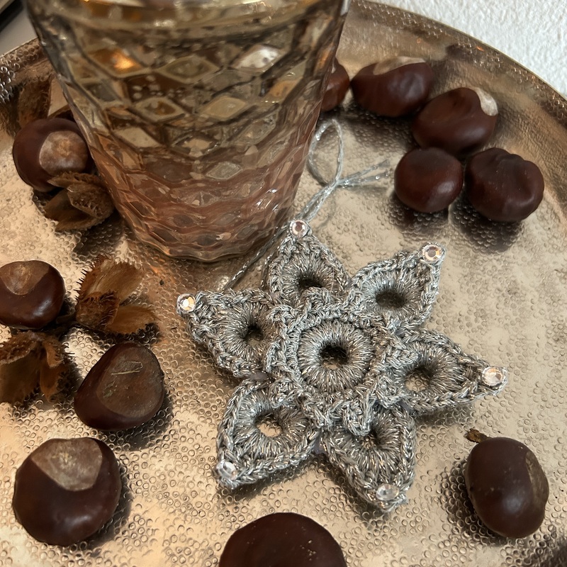 Schneller, kompakter Weihnachtsstern