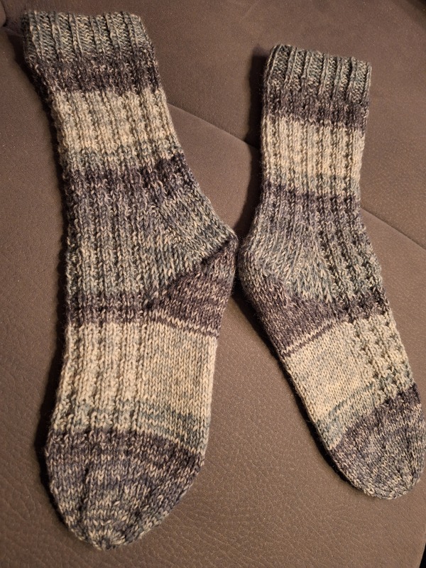 Strickanleitung –SPEEDY SOCKS No. 2 – Chunky Light – Größen: 35-46 - No.272