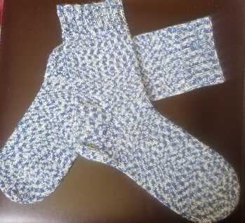 Das nächste paar Socken für den #Sockenweltrekord in Gr.42 aus Opal Wolle