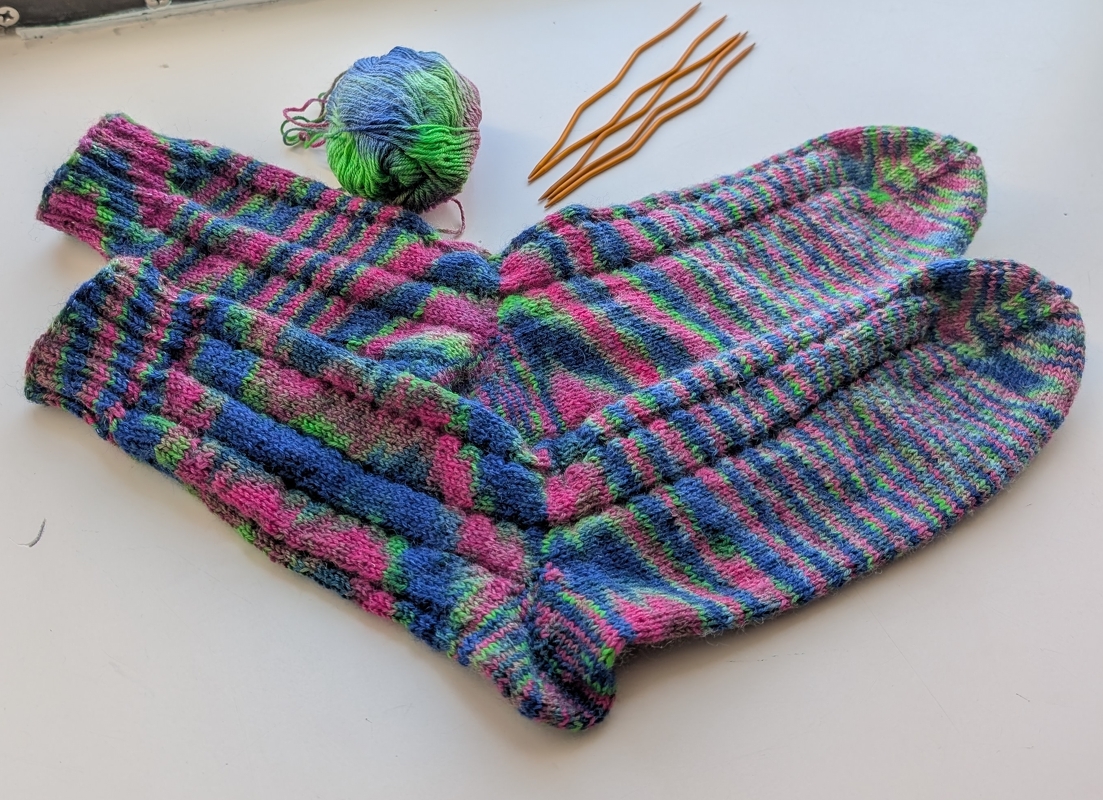 Strickanleitung –SPEEDY SOCKS No. 2 – Chunky Light – Größen: 35-46 - No.272
