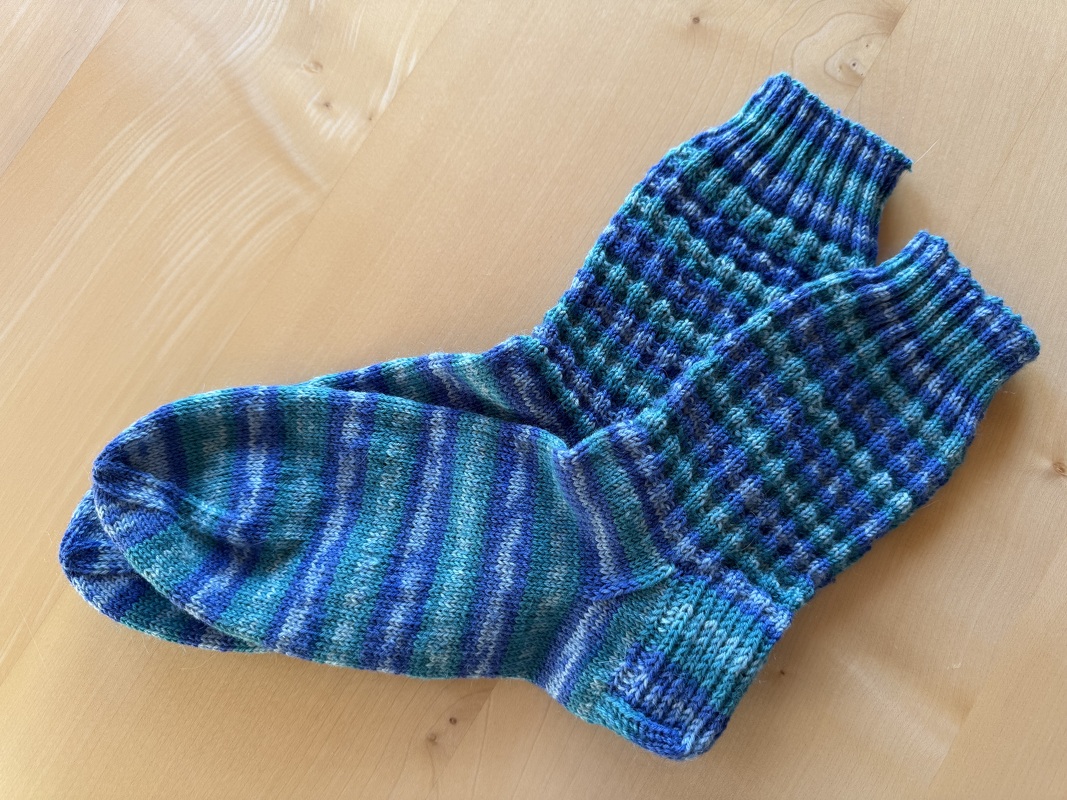 Strickanleitung –SPEEDY SOCKS No. 2 – Chunky Light – Größen: 35-46 - No.272