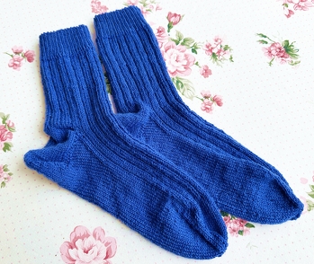 Blaue Socken für den Sockenweltrekord in Gr. 42/43
#Sockenweltrekord