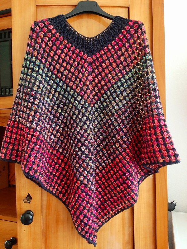 Poncho Happy Snuggle Winterversion