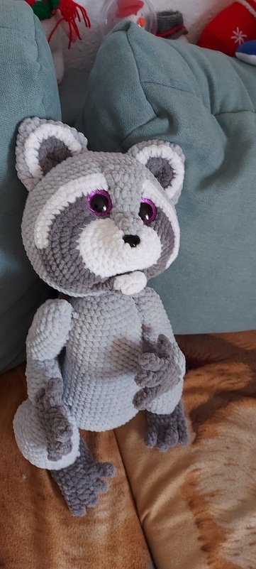 Crochet Pattern Wynne Racoon