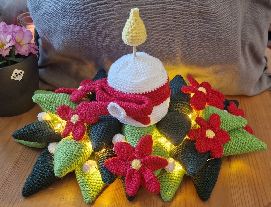 Weihnachtsgesteck - Häkelanleitung von Diana´s kleiner Häkelshop