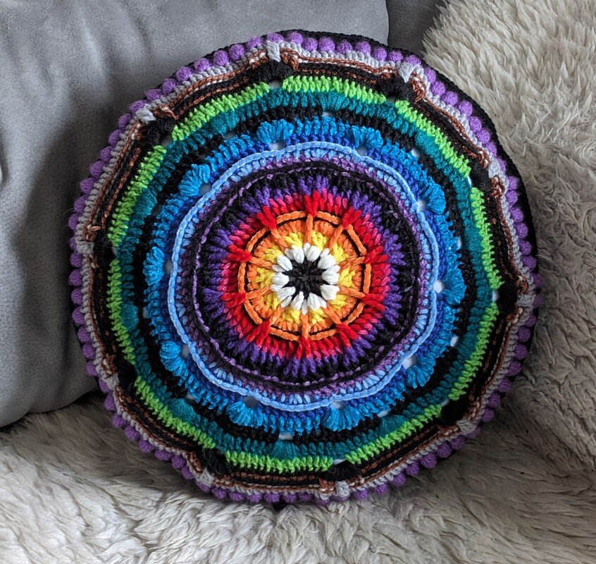 Häkelanleitung Kissen/ Kissenbezug "Olympic" - eckig und rund - 2er Set