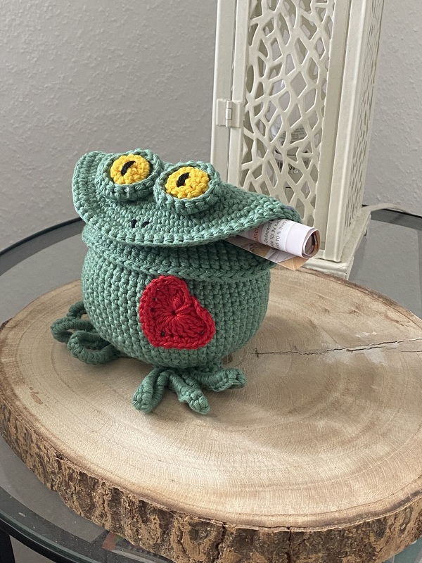 Häkelanleitung Frosch mit Herz