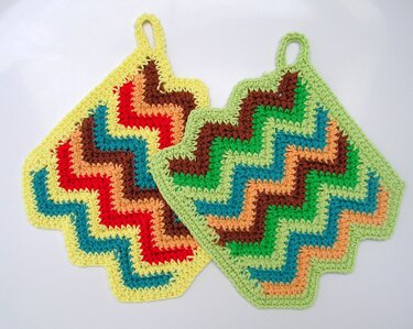 Häkelanleitung Topflappen "Zick-Zack"