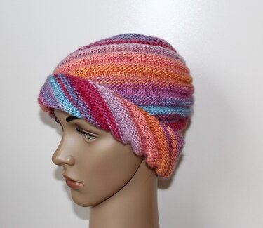 Strickanleitung Wirbel-Beanie, Spiralmütze für Erwachsene   #133