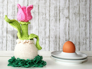 Tulip - Egg Sitter - Egg Cozy - Crochet Pattern