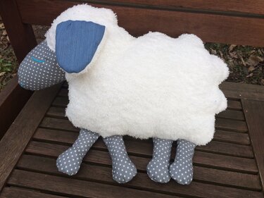 Nähanleitung Stofftier, Kissen Schaf - Nähen