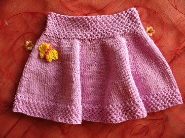Baby-Röckchen oder Dekolleté-Wärmer - 1 Anleitung mit 2 Funktionen - Stricken