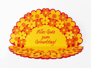 Pop-up-Geburtstagskarte mit Blumen – Bastelvorlagen und Anleitung - Basteln