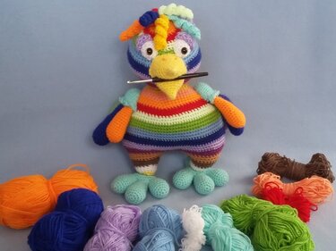 Häkelanleitung Pino Paradiesvogel