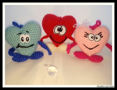 Häkelanleitung Süße Emoji-Herzen 8 und 11 cm hoch