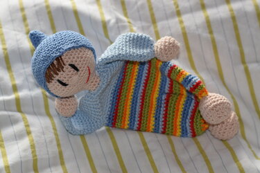 Der Kuschelzwerg oder ein Freund von Anfang an :-) - Häkeln