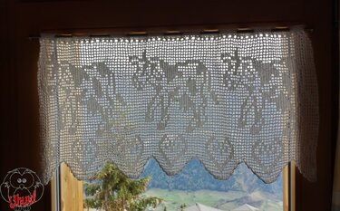 Gardine Kuh, Filet-Häkelanleitung