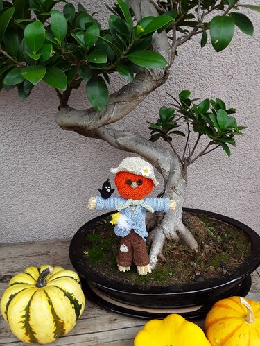 Herbstkranz mit Vogelscheuche, Häkelanleitung