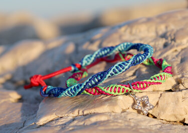 Bastelanleitung Fu&szlig;b&auml;ndchen Fu&szlig;kettchen gekn&uuml;pft