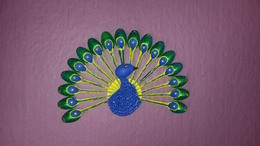 Bastelanleitung -Wandbild Pfau