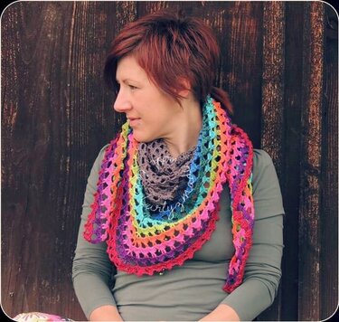 Häkelanleitung Dreiecktuch Stola "Happinez"