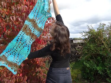 Blätter Stola häkeln Anleitung