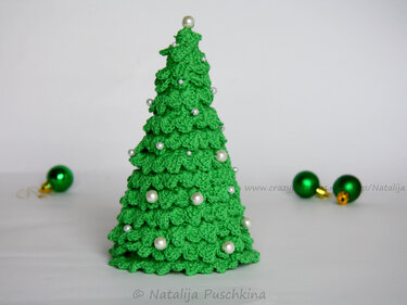 Schnell und leicht - Häkelanleitung für Tisch Tannenbaum