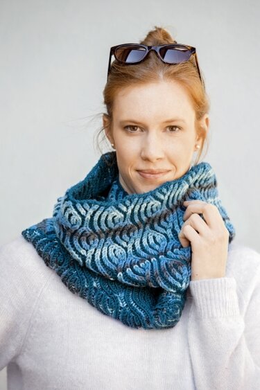 Gestrickter Loop und Stulpen aus Merinowolle im Doppelpatentmuster - Stricken