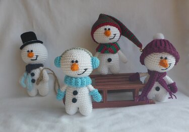 Schneemann Quartett Häkelanleitung