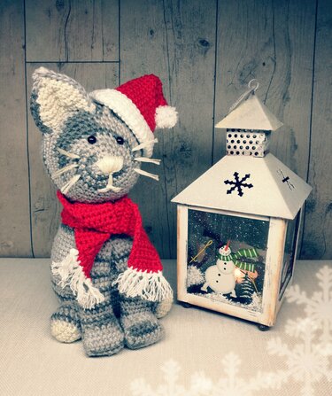 Häkelanleitung kleiner Kater Winter-Edition