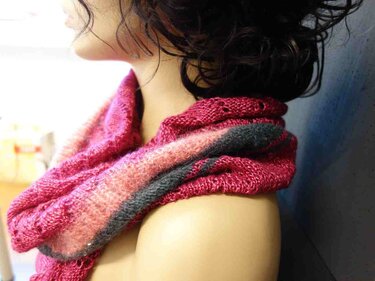 Strickanleitung Lace-Schal mit Glitzer