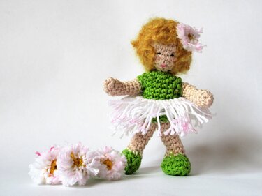 Häkelanleitung Blumenkind Gänseblümchen - Bild 2