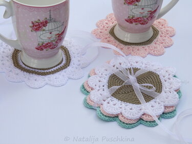 Geh&auml;kelte Tassenuntersetzer 'Blume' - Anleitung - Häkeln
