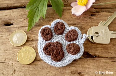 Pocket Dangler "Paws" - little Coin Purse, Key Ring, Appliqué - Crochet