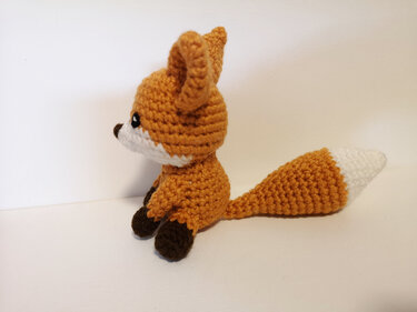 little fox - crochet pattern by NiggyArts