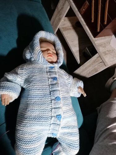 Anleitung Mini Overall Modell Kai - Stricken