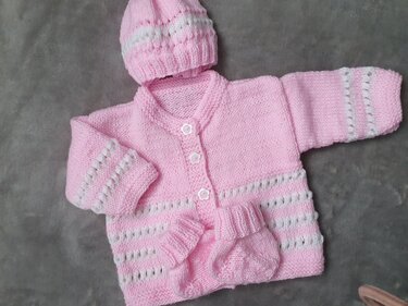 Strickanleitung Baby Set Jacke, Mütze, Socken Größe 56/62!