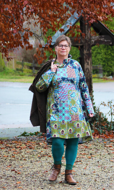 Ginger Winter Edition Raglan Bahnenkleid mit Roll- und Stehkragen 32 - 54 - Nähen